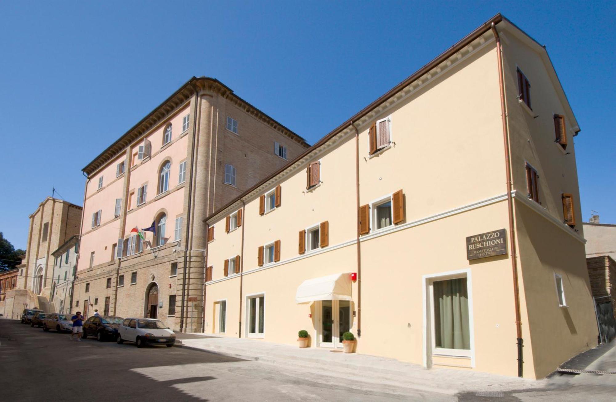 Palazzo Ruschioni Boutique Hotel كاميرانو المظهر الخارجي الصورة
