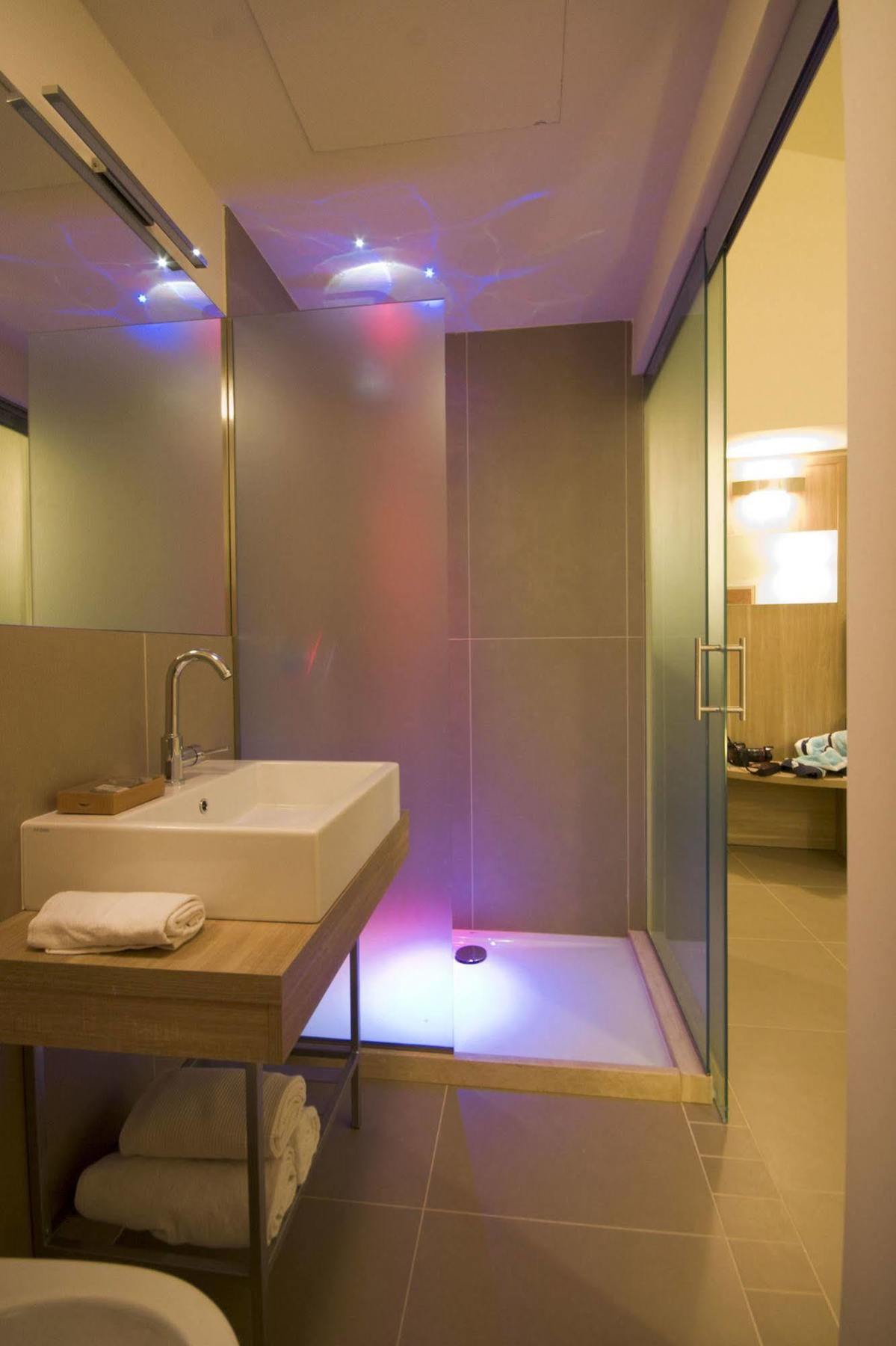 Palazzo Ruschioni Boutique Hotel كاميرانو المظهر الخارجي الصورة